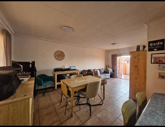 3 BEDROOM TOWNHOUSE FOR SALE IN GLEN MARAIS